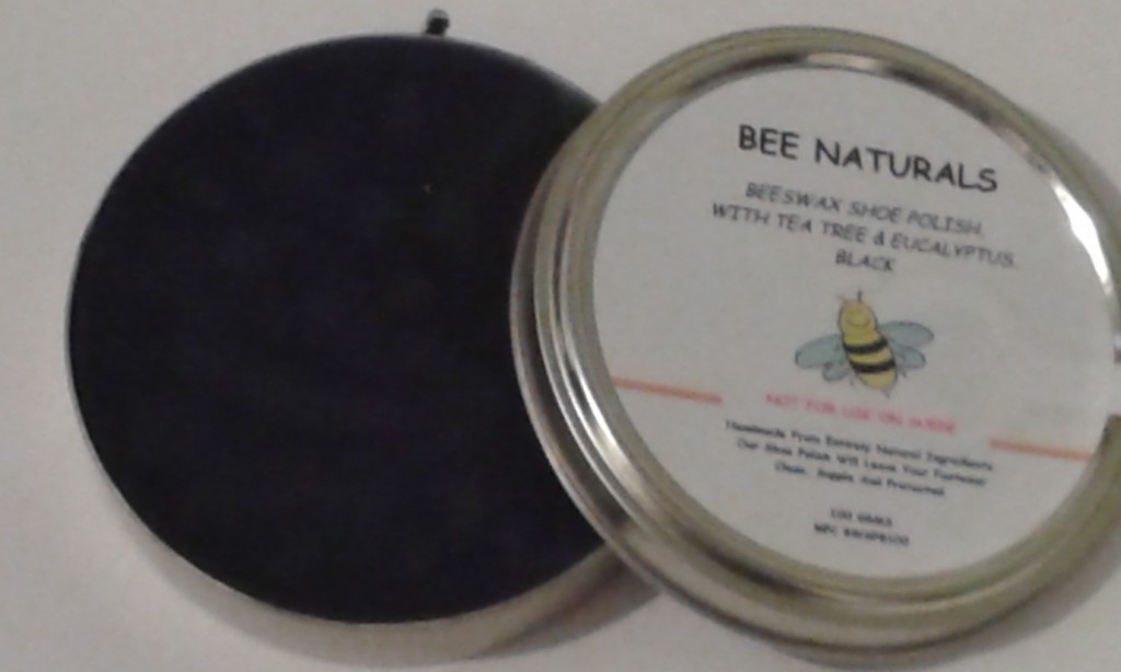 BEESWAX And CARUAUBA WAX 100% Natural SHOE POLISH With Eucalyptus & Tea Tree. (BLACK)